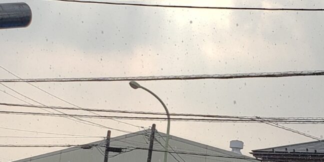 晴れているのにゲリラ豪雨